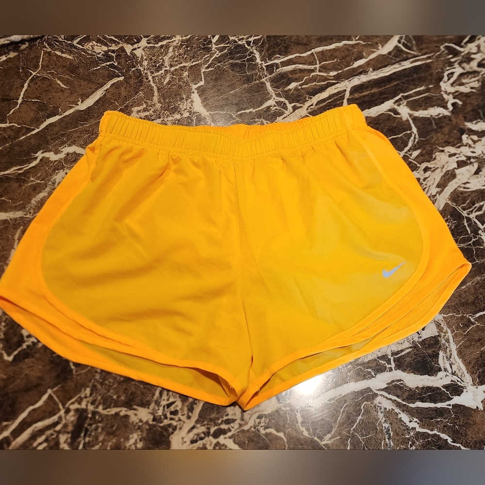 NIke Women's Running Short